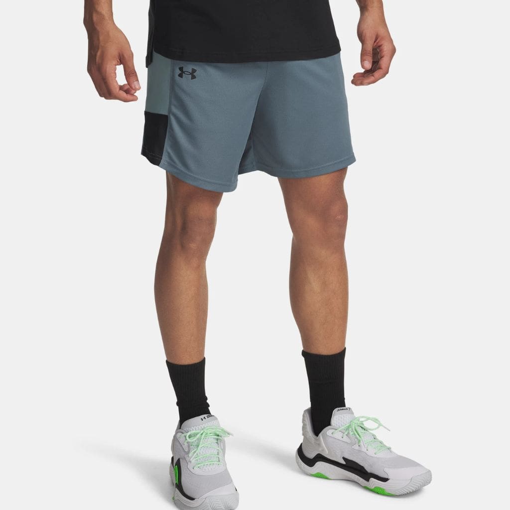 Pantalón corto Under Armour Zone